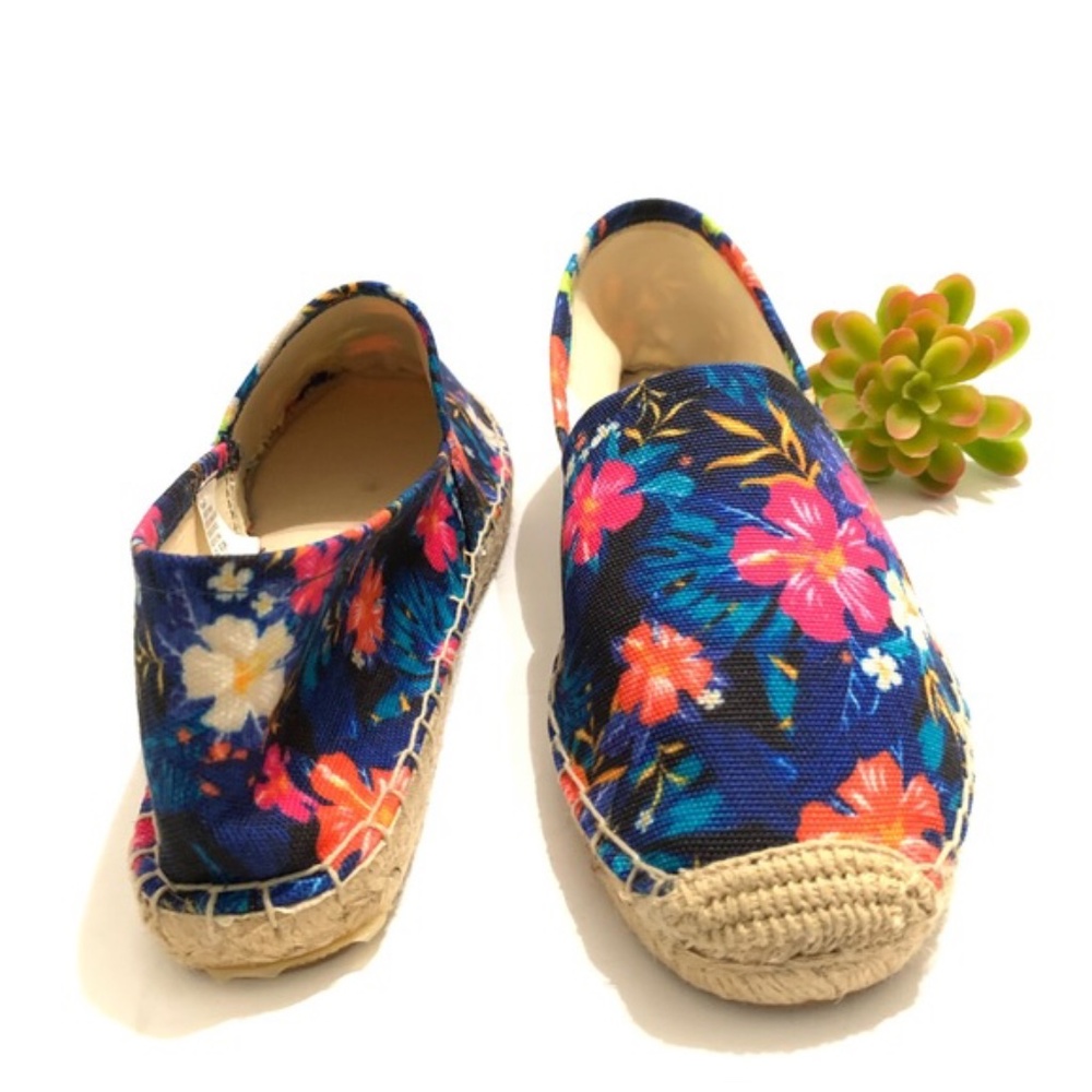2xHP 💝Union bay Floral Hawaiian Espadrilles